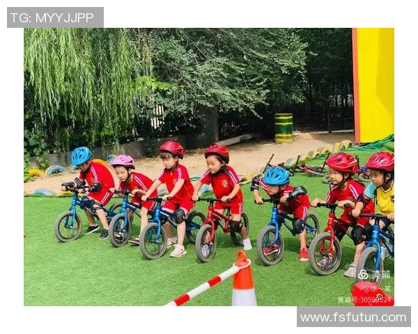 平衡车足球新玩法探索让运动与乐趣完美结合的创意体验